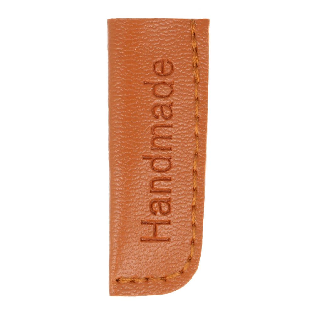 Großes Kunstleder-Kordelende in Braun mit „Handmade“-Schriftzug, hochwertiges Lederimitat für voluminöse Kordeln, ideal zum Veredeln von Hoodies, Mänteln und Taschen.