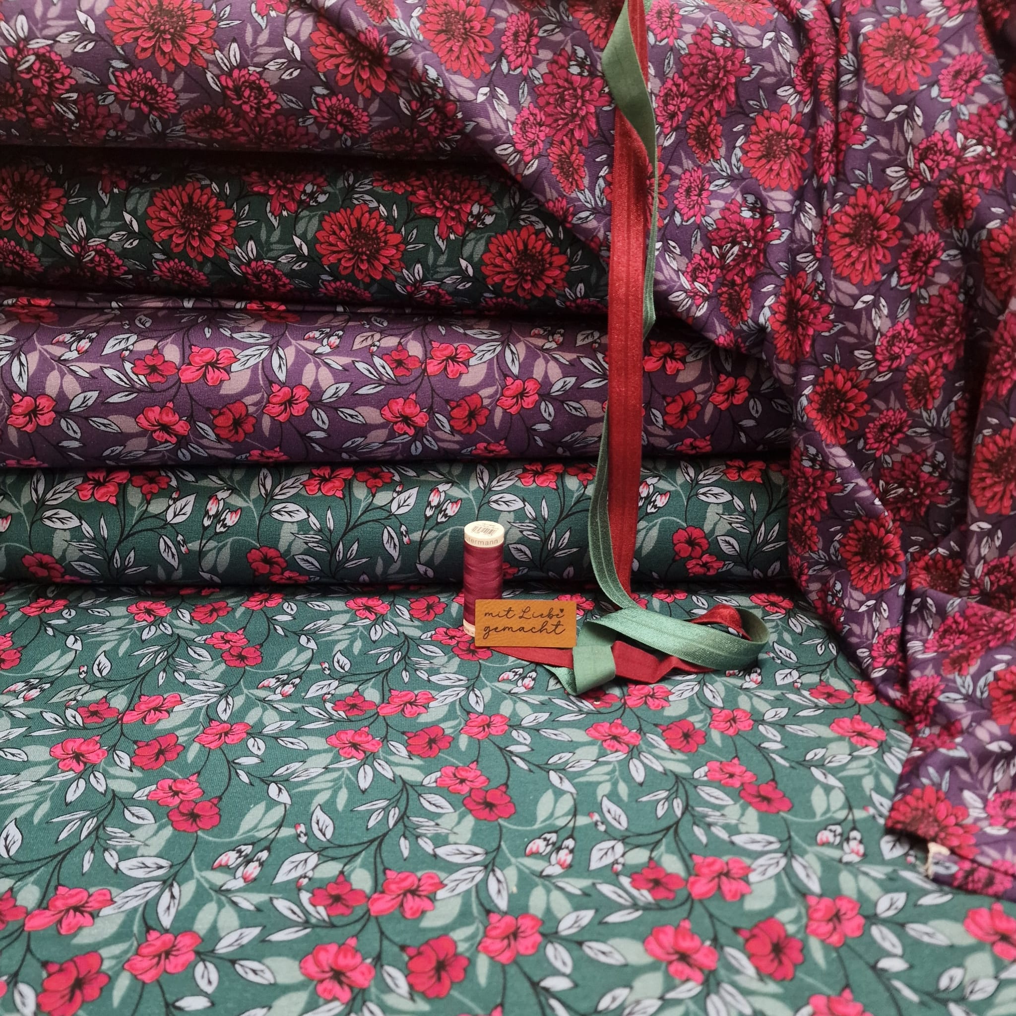 Stoffe online kaufen – worauf Näherinnen jetzt achten sollten