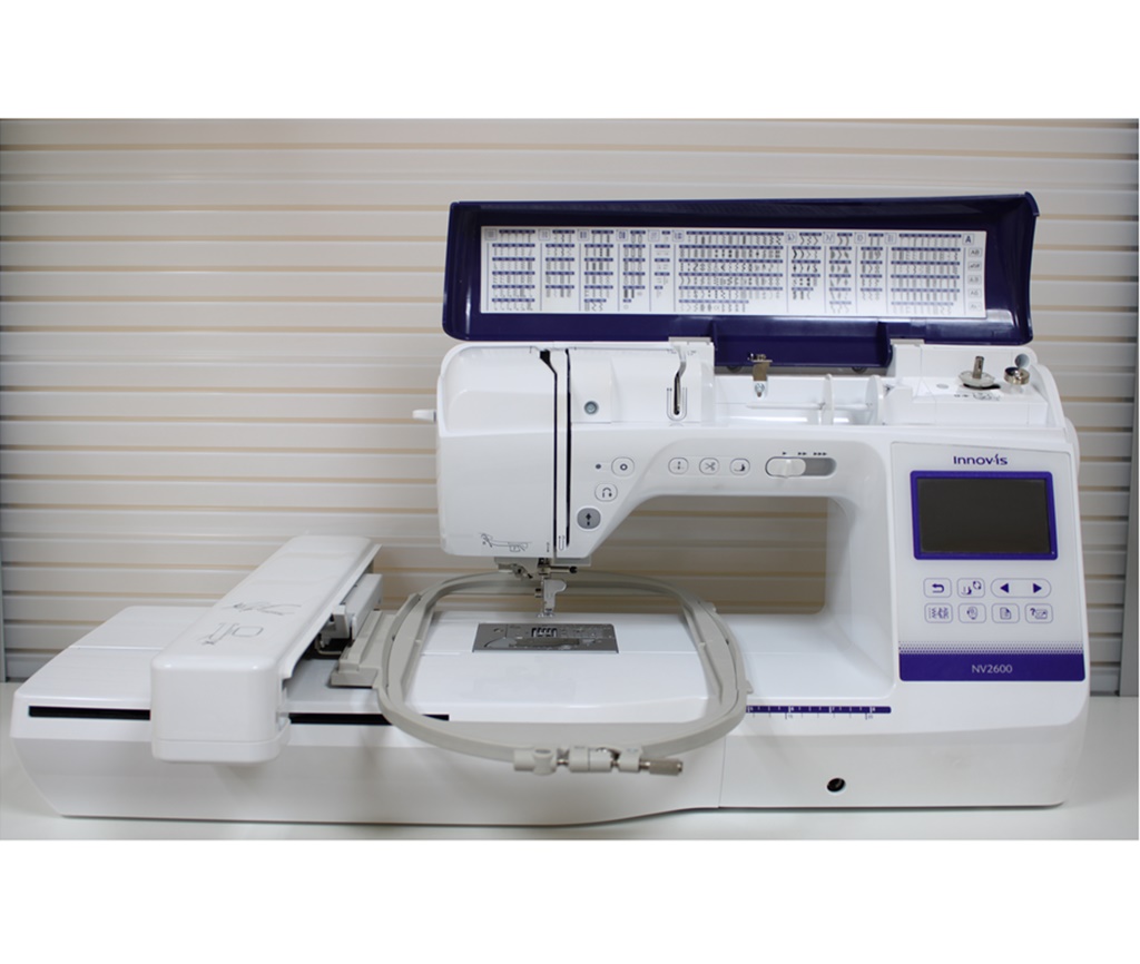 Brother Nähmaschine BROTHER Innov-is NV2600 Näh- und Stickmaschine - Vorführmodell
