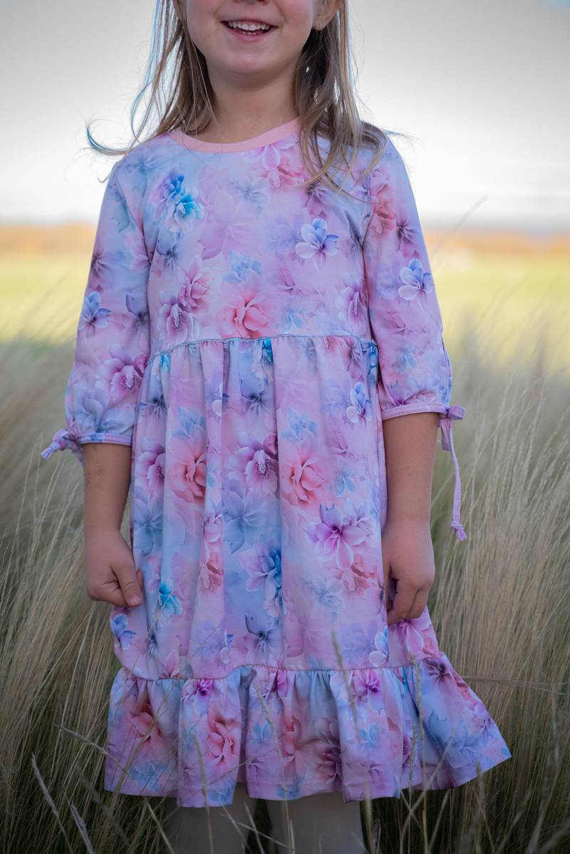 Eigenproduktion - Jersey Stoff - Baumwolljersey - Pastel Flowers Stoffrest 150cm
