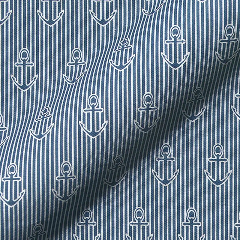 Robuster Canvas in Leinenoptik mit klassischem Anker-Motiv, Half Panama Bindung, 80% Baumwolle, 20% Polyester, langlebig & dekorativ für maritime Taschen, Kissen und Heimtextilien