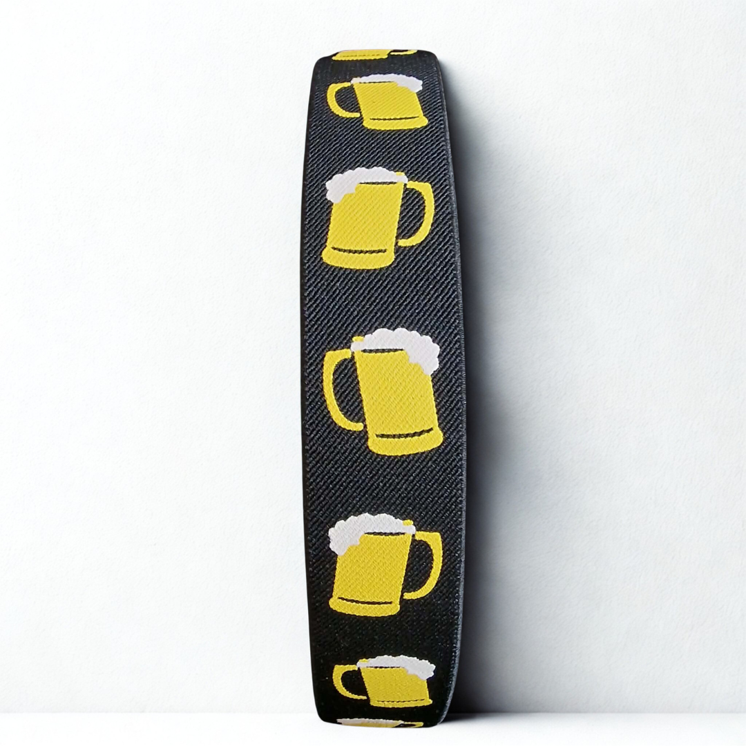 Elastisches Gummiband in Schwarz mit Biergläser-Motiv – 35 mm breit, weich und formstabil für Hosenbünde, Unterwäsche und originelle DIY-Geschenke.
