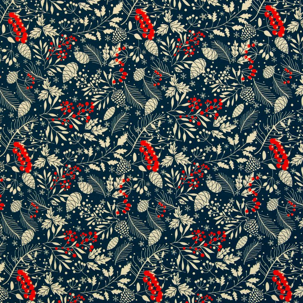 Swafing Sweat Holly angeraut, winterliches Muster mit Zweigen, Zapfen und roten Beeren auf Petrol, 95% Baumwolle 5% Elasthan, Vorbestellung 2026