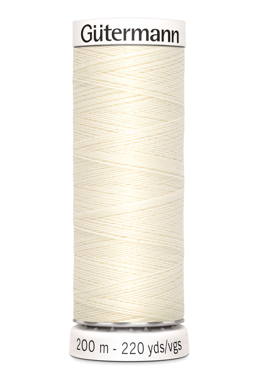 Gütermann Allesnäher 200 Meter in Creme (1) – Hochwertiges Premium-Nähgarn aus 100% Polyester für alle Stoffe. Cremefarbener Allesnäher, reißfest und farbecht.