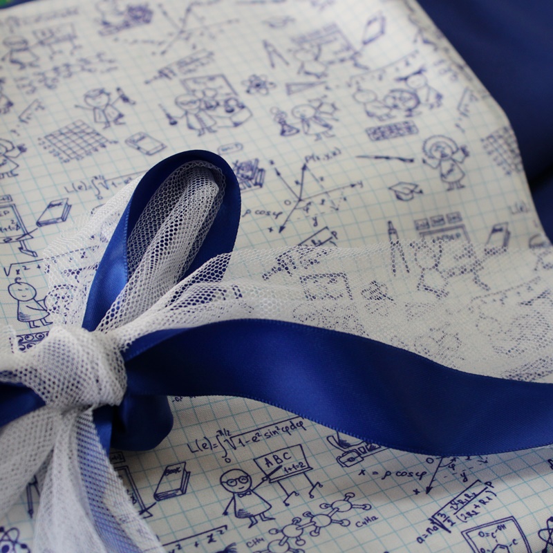 Wer hat Lust auf ein kleines Stoffpaket zum Thema Schulanfang? Wer hat Lust auf ein kleines Stoffpaket zum Thema Schulanfang?