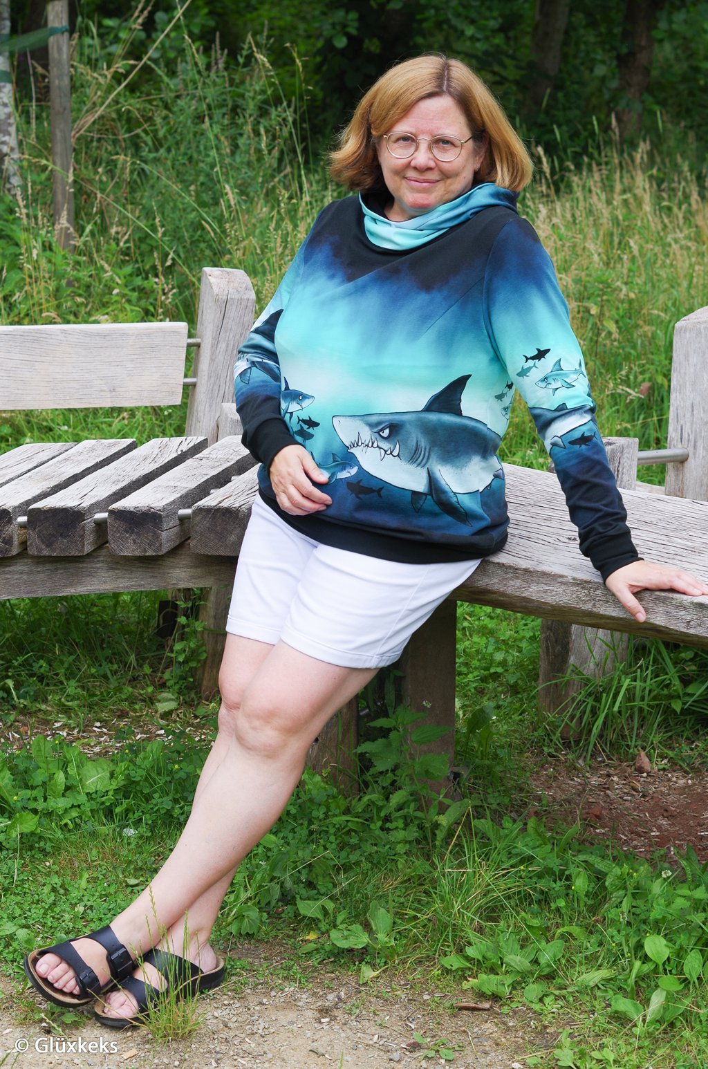 Panel - French Terry - Shark Tank by Thorsten Berger - ca. 85cm x 150cm - Kleine Haie