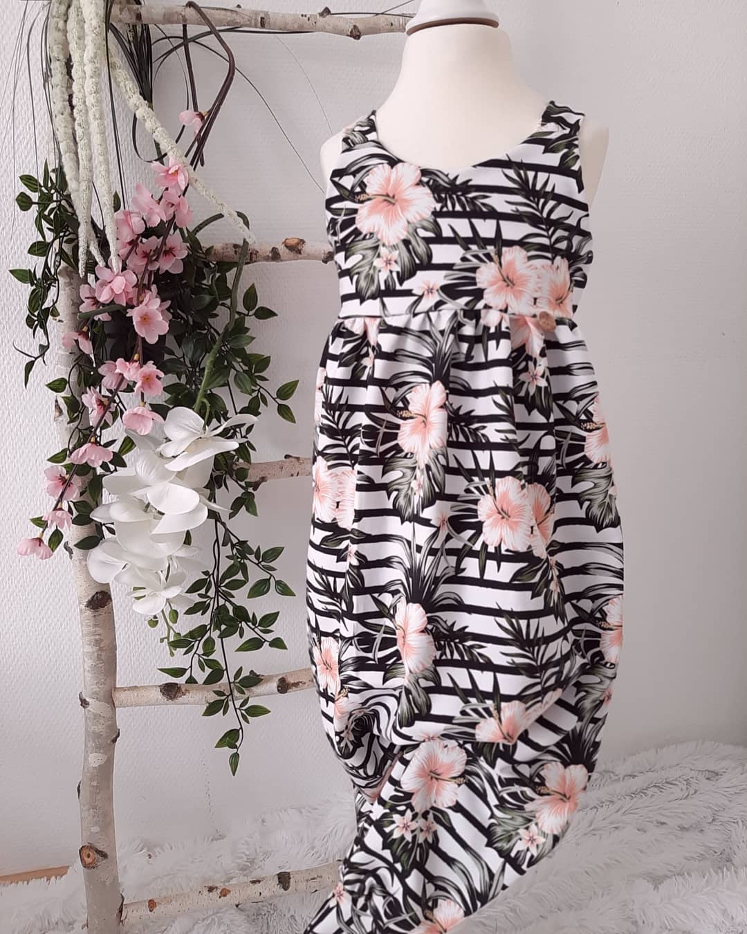 Eigenproduktion - French Terry - Sommersweat - Tropical Flowers Eigenproduktion - French Terry - Sommersweat - Tropical Flowers