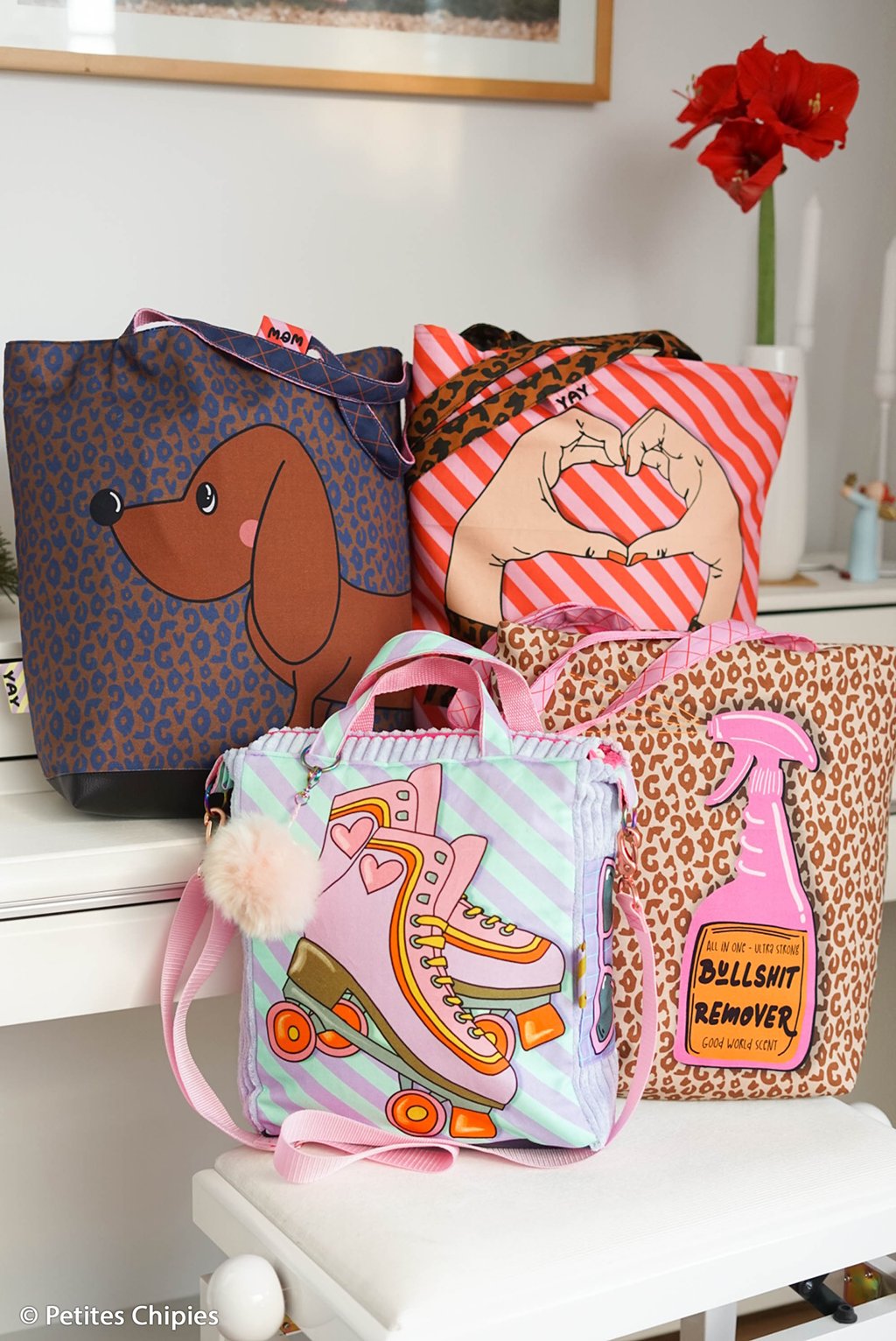 Vororder - Panel - Cherry Picking Bag - Herz/Sprühflasche