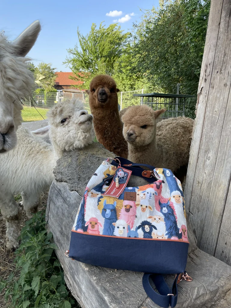Wenn Alpakas Augen machen – Die Rucksacktasche Vayana