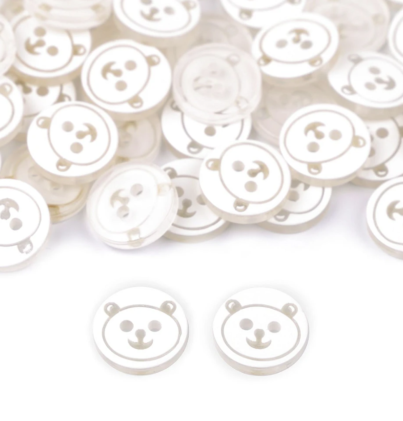 Weißer 2-Loch-Knopf mit eingraviertem Bärchen-Gesicht, 12,7 mm Durchmesser, ideal für Babykleidung, Strickjacken und Kinder-Accessoires.