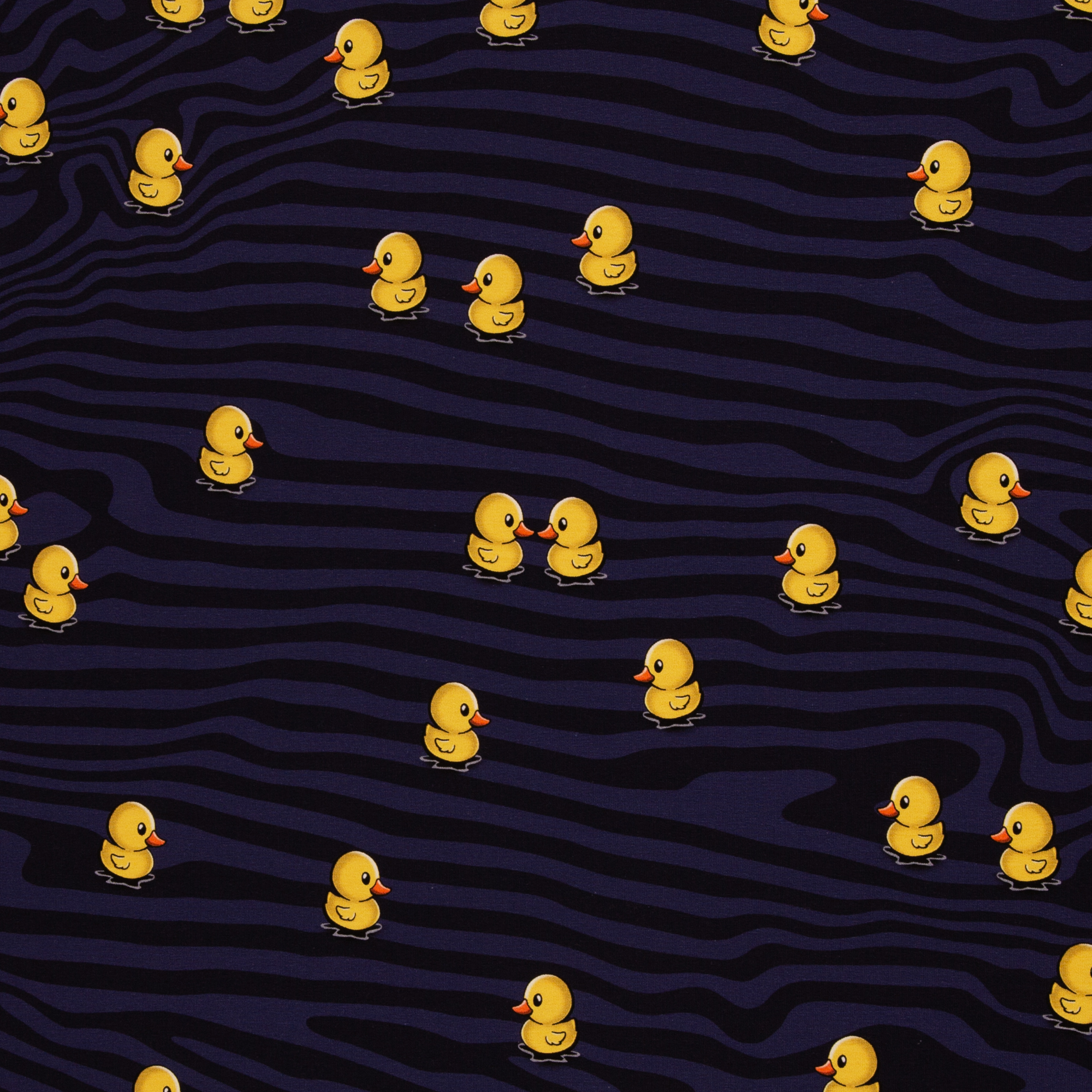 French Terry Meterware "What the Duck - Kleine Enten" von Thorsten Berger – Allover-Design mit vielen kleinen Enten-Motiven auf dunkelblauem Grund, 95% Baumwolle, 5% Elasthan, Öko-Tex Standard 100