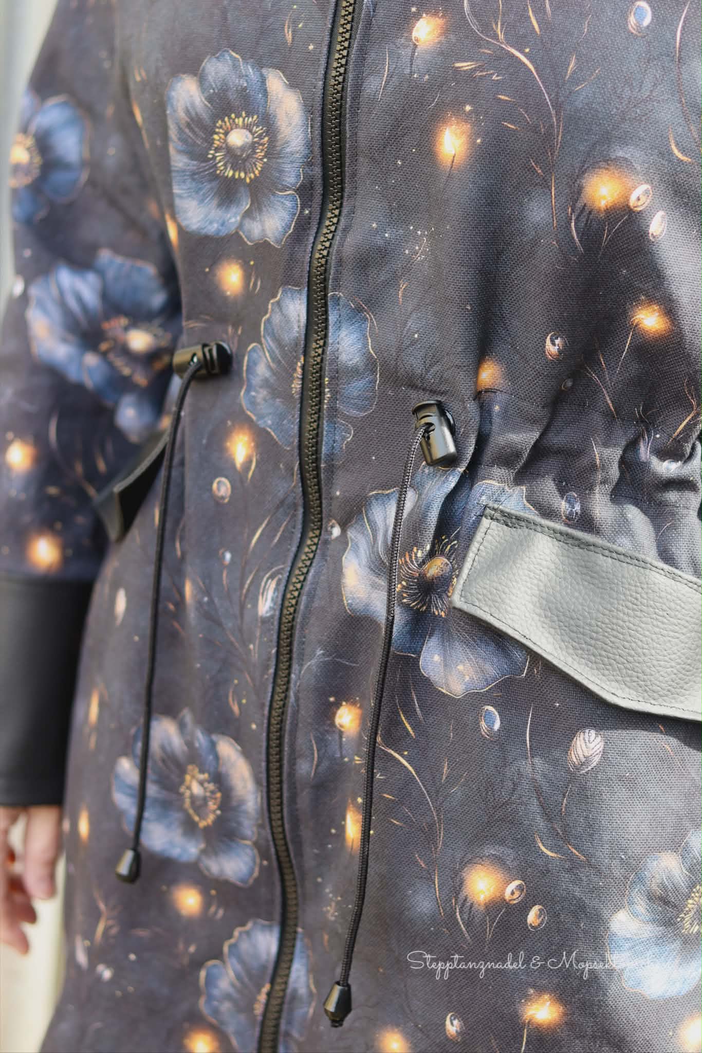 VORORDER - Eigendesign - Glowing Nightflowers