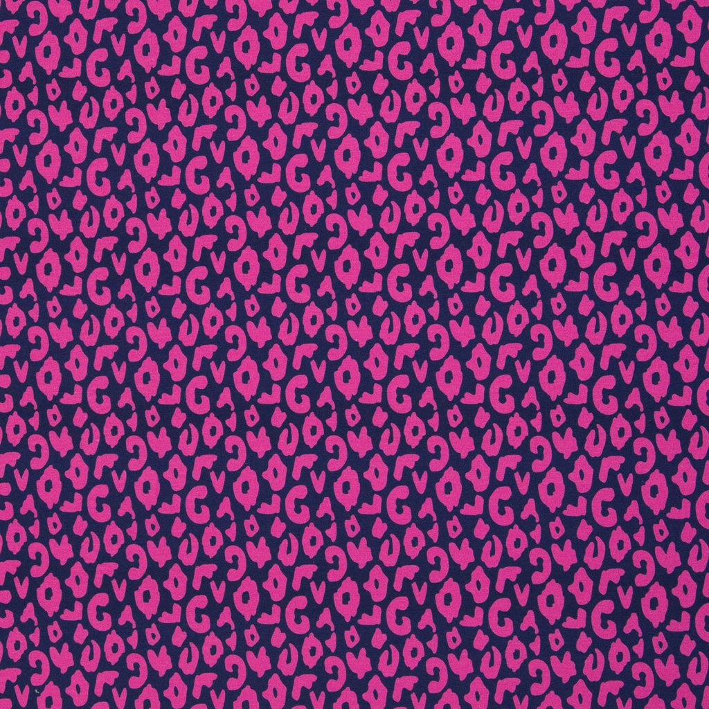 Hochwertiger Baumwolljersey "Happy Leo" von Cherry Picking für Swafing, modernes Leopardenmuster in Pink, Schwarz und Weiß auf hellem Grund, 95% Baumwolle & 5% Elasthan, Öko-Tex Standard 100