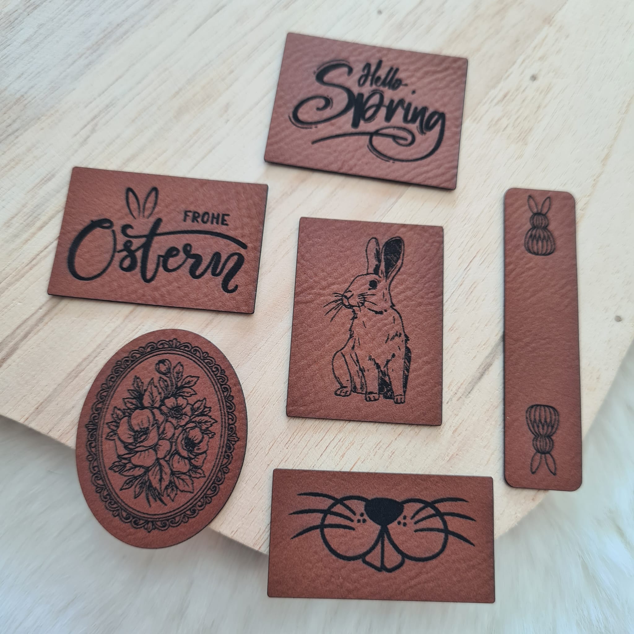 🐣 Oster Labelset aus veganem Kunstleder - 6 Handmade Labels in braun – Schnuckidu®