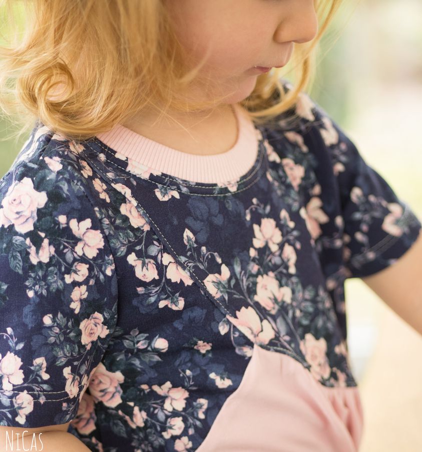 Wer in unserer Schnuckidu Nähgruppe ist, konnte dieses zauberhafte Outfit für Ninas kleine Tochter schon bewundern. Wer in unserer Schnuckidu Nähgruppe ist, konnte dieses zauberhafte Outfit für Ninas kleine Tochter schon bewundern.