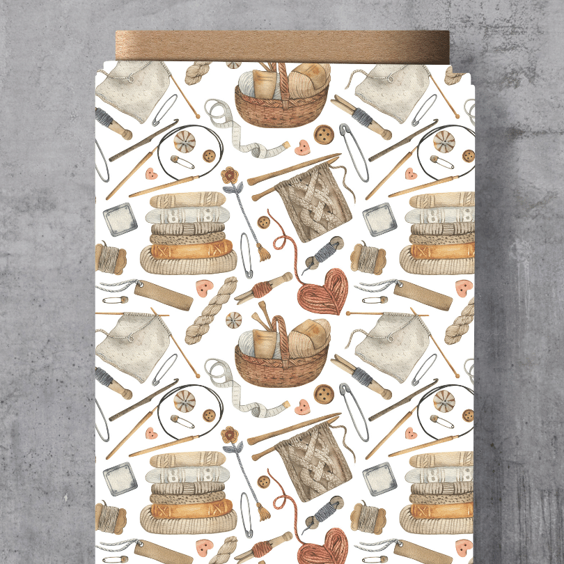 VORORDER - Eigendesign - Knitting Love White