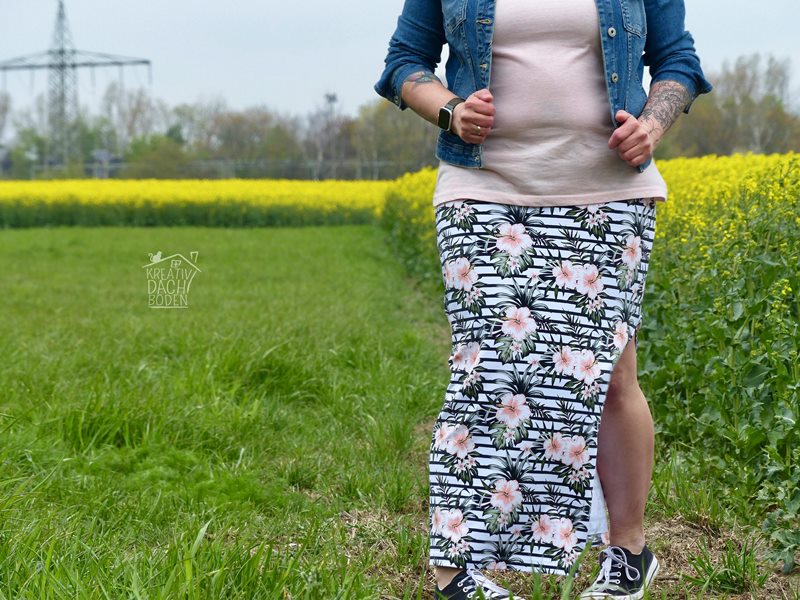 Eigenproduktion - French Terry - Sommersweat - Tropical Flowers Eigenproduktion - French Terry - Sommersweat - Tropical Flowers