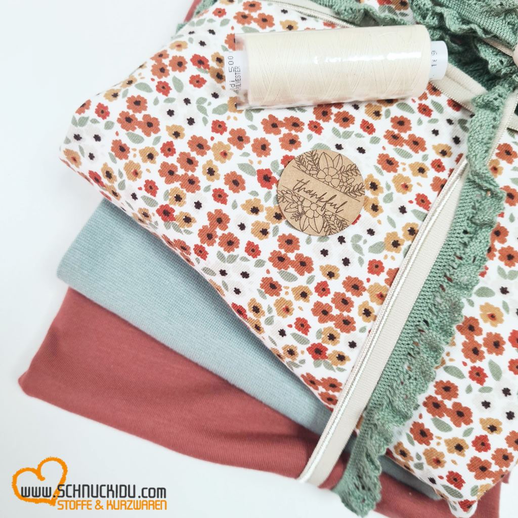 Stoffpaket Summertime Box für Frauen -  Sommer Tüddelkram & Stoffe