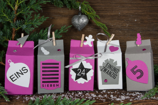 Adventskalender aus Milchtüten zum Selberbasteln - Pink