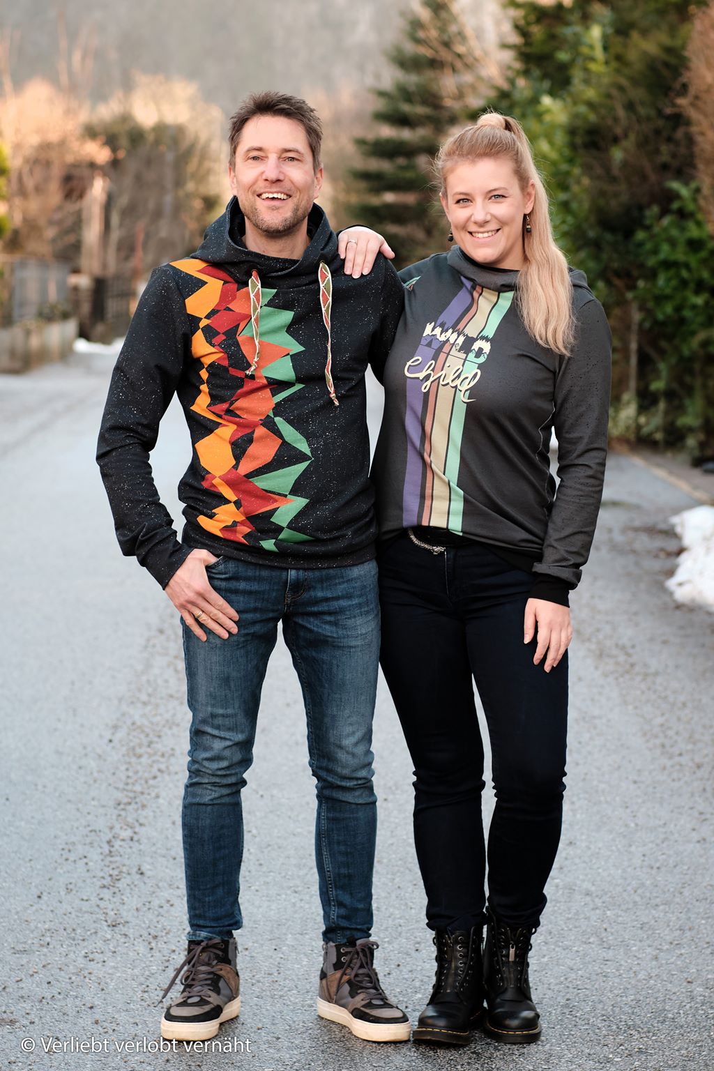 Panel - Wild Child by Bienvenido Colorido - ca. 75cm x 160cm - Anthrazit