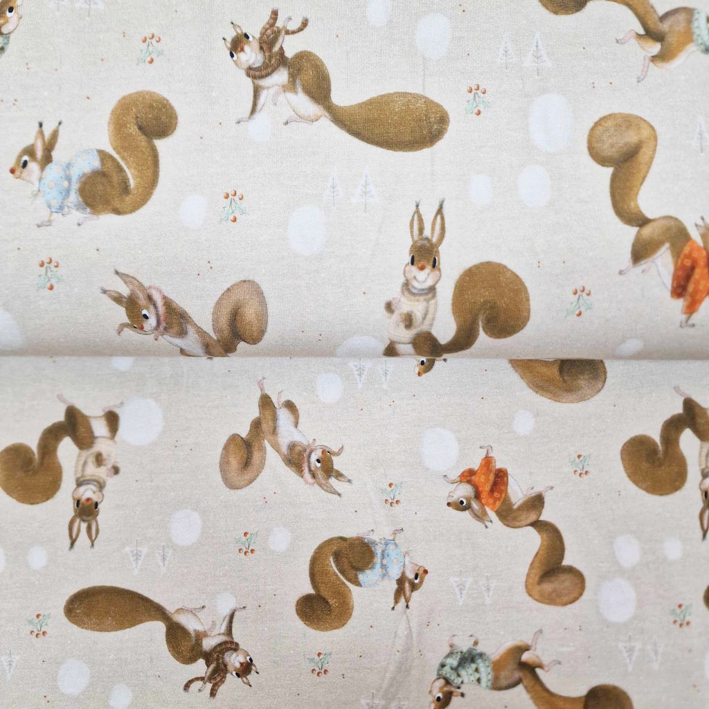 Herzfrequenz für Eichhörnchen-Fans! Niedlicher Motivjersey aus der Serie "Ludos Lieblinge" von Swafing, hochwertiger Digitaldruck auf Baumwolljersey, 95% Baumwolle, 5% Elasthan, weich & elastisch für Wald-Abenteuer beim Nähen