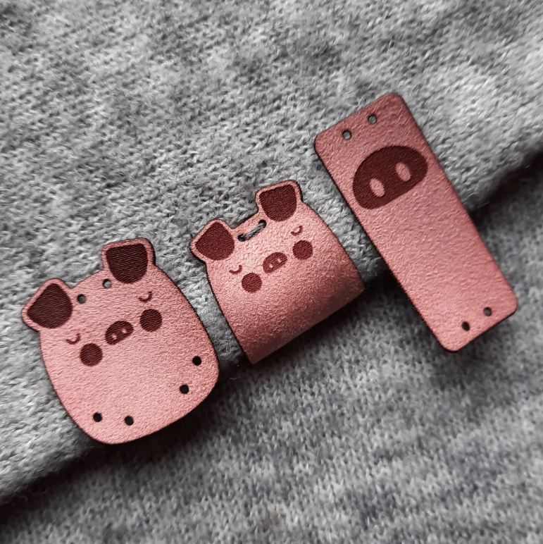 Label - Wildleder Imitat - Rosa - Kleines Schwein - 1 Stück