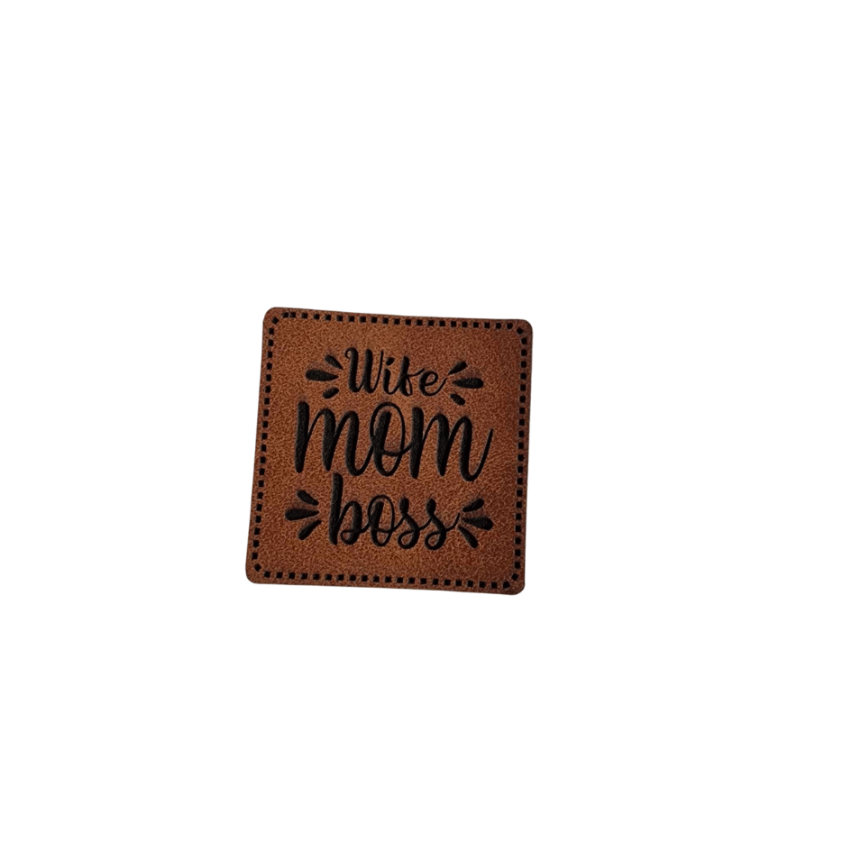 Label - Kunstleder - Braun - 4cm x 4cm - Wife Mom Boss