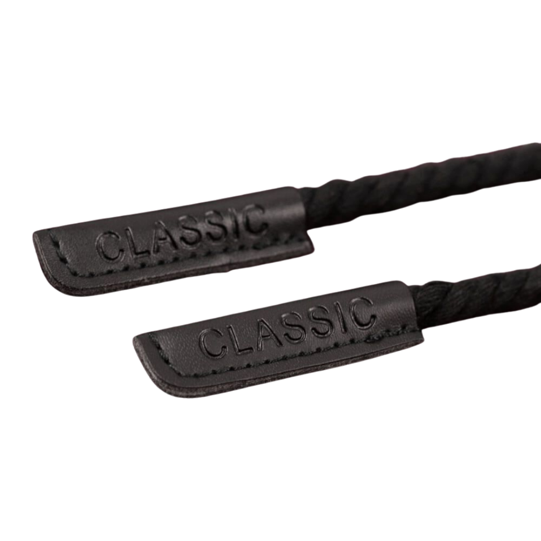 Kleines Kunstleder-Kordelende in Classic Schwarz, hochwertiges Lederimitat für Kordeln bis 8 mm Durchmesser, ideal zum Veredeln von Hoodies, Jacken und Taschen.